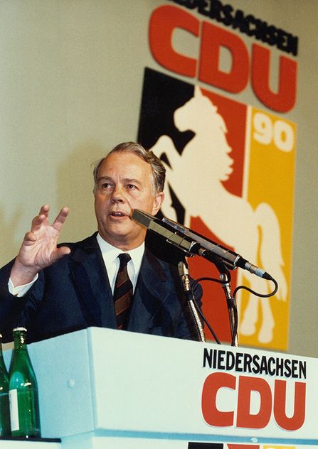 Von der Leyen’s father, Ernst Albrecht, was a prominent politician in his own day © Rust/Ullstein Bild via Getty Images