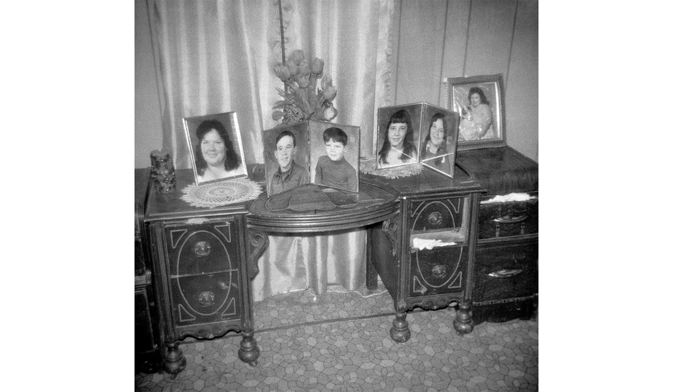 Vernon Gay Cornett’s “A portrait of my family” in Ewald’s “Portraits and Dreams”. Image: courtesy the artist and MACK