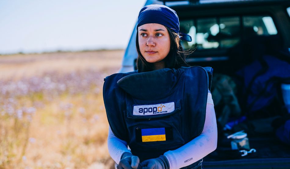 Dog handler Karina Buchma, in southern Ukraine. Credit: Julia Kochetova