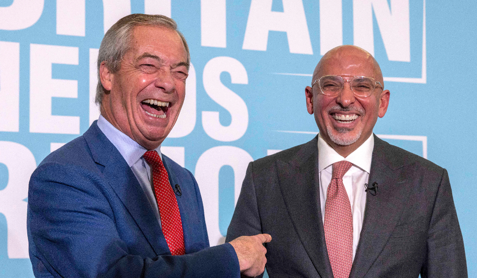 Nigel Farage announces that Nadhim Zahawi, former chair of the Conservative Party, is joining Reform UK. Image: Mark Thomas / Alamy
