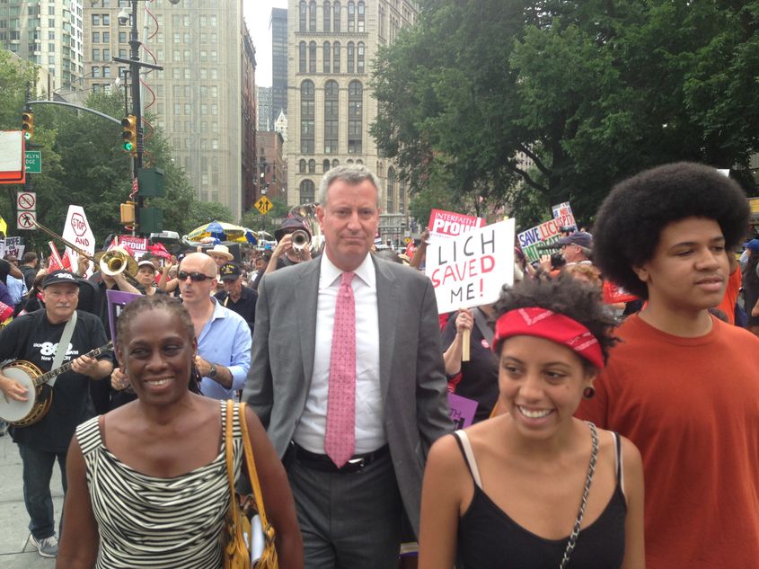 Bill de Blasio on the campaign trail with his family. 