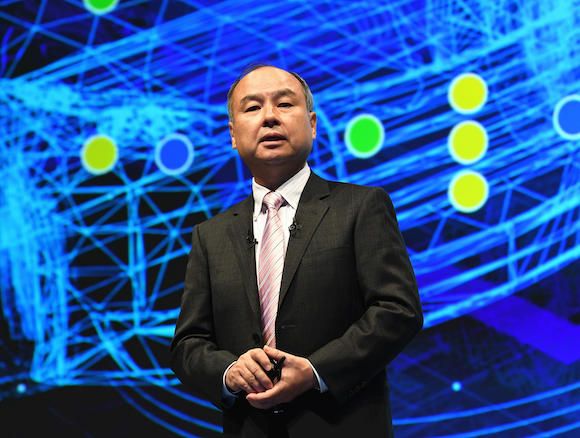 PRWN73 Tokyo. 4th, 2018. Masayoshi Son, Chairman and CEO of SoftBank, speaks during a press conference in Tokyo, Japan, Oct. 4, 2018. Toyota Motor Corp. and SoftBank Group Corp. on Thursday announced they will set up a joint venture developing self-drivin