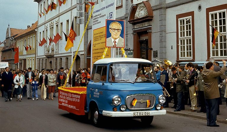 Foreign country, forgotten man: a May Day parade with portraits of the GDR’s leader of two decades, Erich Honecker, in the town of Heilbad Heiligenstadt © Seuddeutsche Zeitung / Alamy Stock Photo