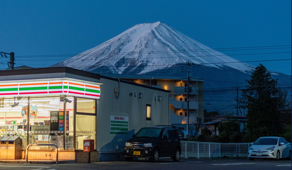 Little shop of horrors: Sayaka Murata’s novel based on her experiences working in a konbini—or convenience store—has found enormous success in the Anglosphere. Image: Wirestock, Inc. / Alamy