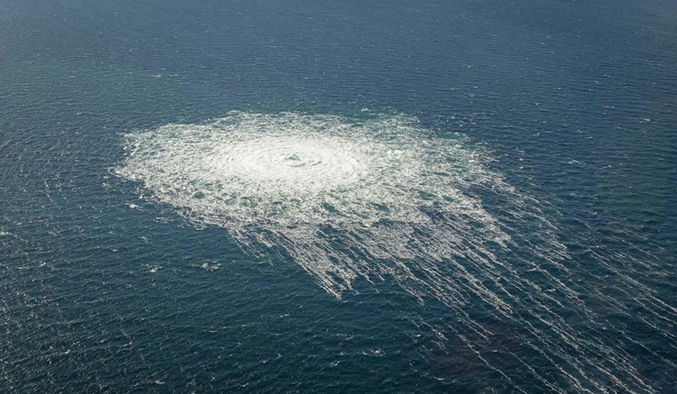 View taken from a Danish F-16 interceptor of the Nord Stream 2 gas leak just south of Dueodde, Denmark. Credit: UPI/Alamy
