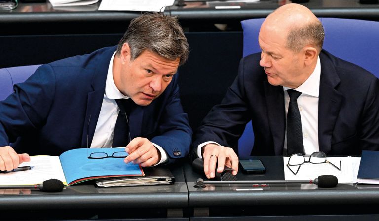 Working around the clock: Germany’s chancellor Olaf Scholz, right, with economy and climate minister Robert Habeck © Filip Singer / EPA-EFE / Shutterstock