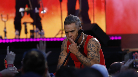 Gaming the system? Robbie Williams on his “Britpop” album tour. Image: Alamy