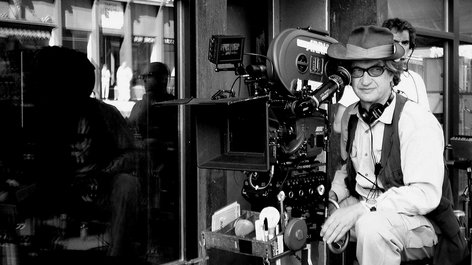 Wim Wenders on the set of “Don’t Come Knocking” in 2005. Image: Maximum Film